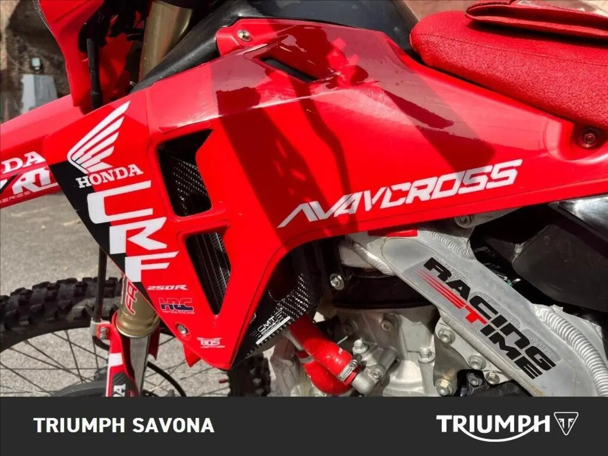 Honda CRF 250RX Enduro (2022) (4)