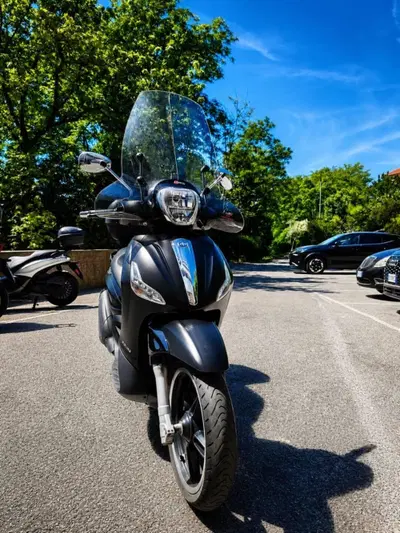 Piaggio Beverly 350 Police ABS-ASR (2018 - 20) usata
