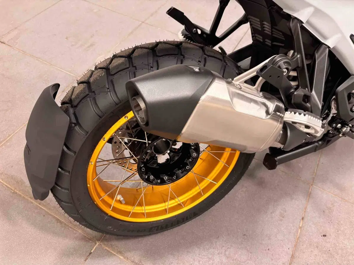 Bmw R 1300 GS Trophy (2023 - 26) (4)
