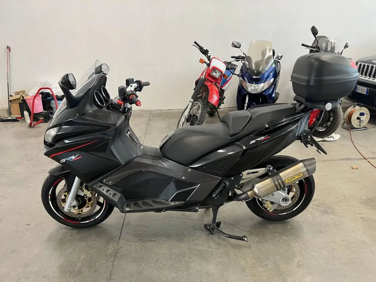 Aprilia SRV 850 (2011 - 16)