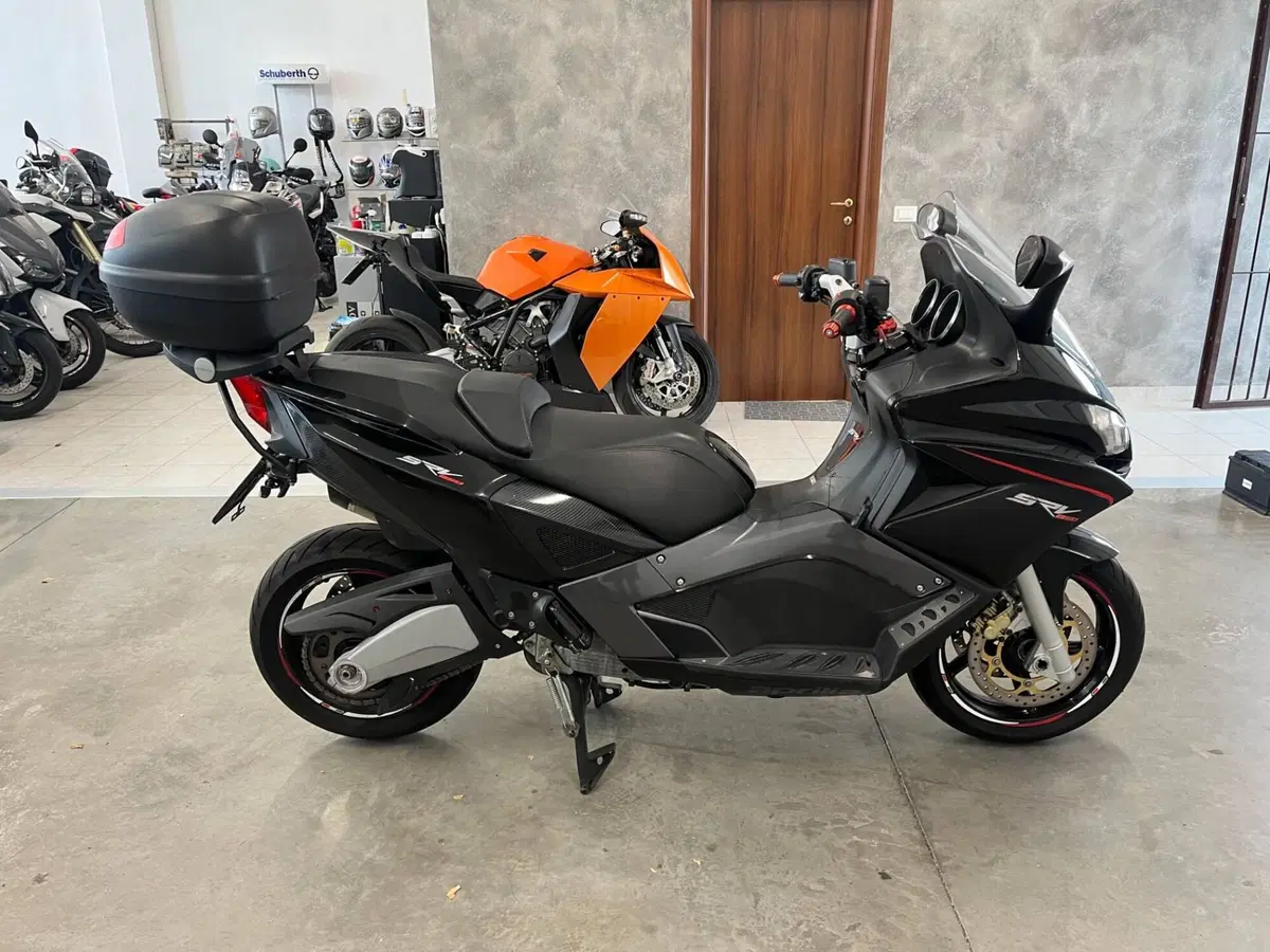 Aprilia SRV 850 (2011 - 16) (5)