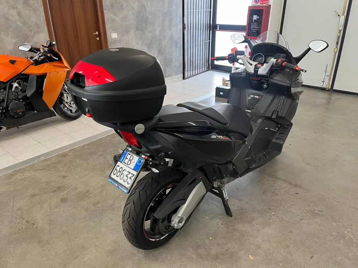 Aprilia SRV 850 (2011 - 16) (6)