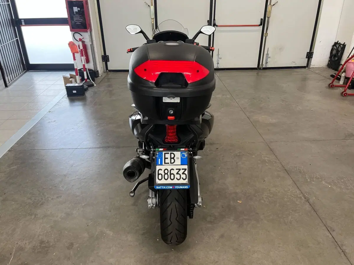 Aprilia SRV 850 (2011 - 16) (7)