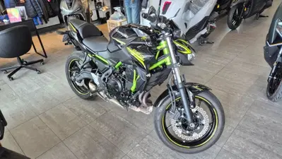 Kawasaki Z 650 (2020) usata