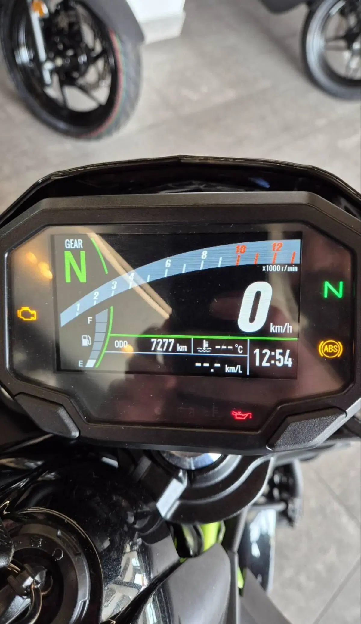 Kawasaki Z 650 (2020) (4)