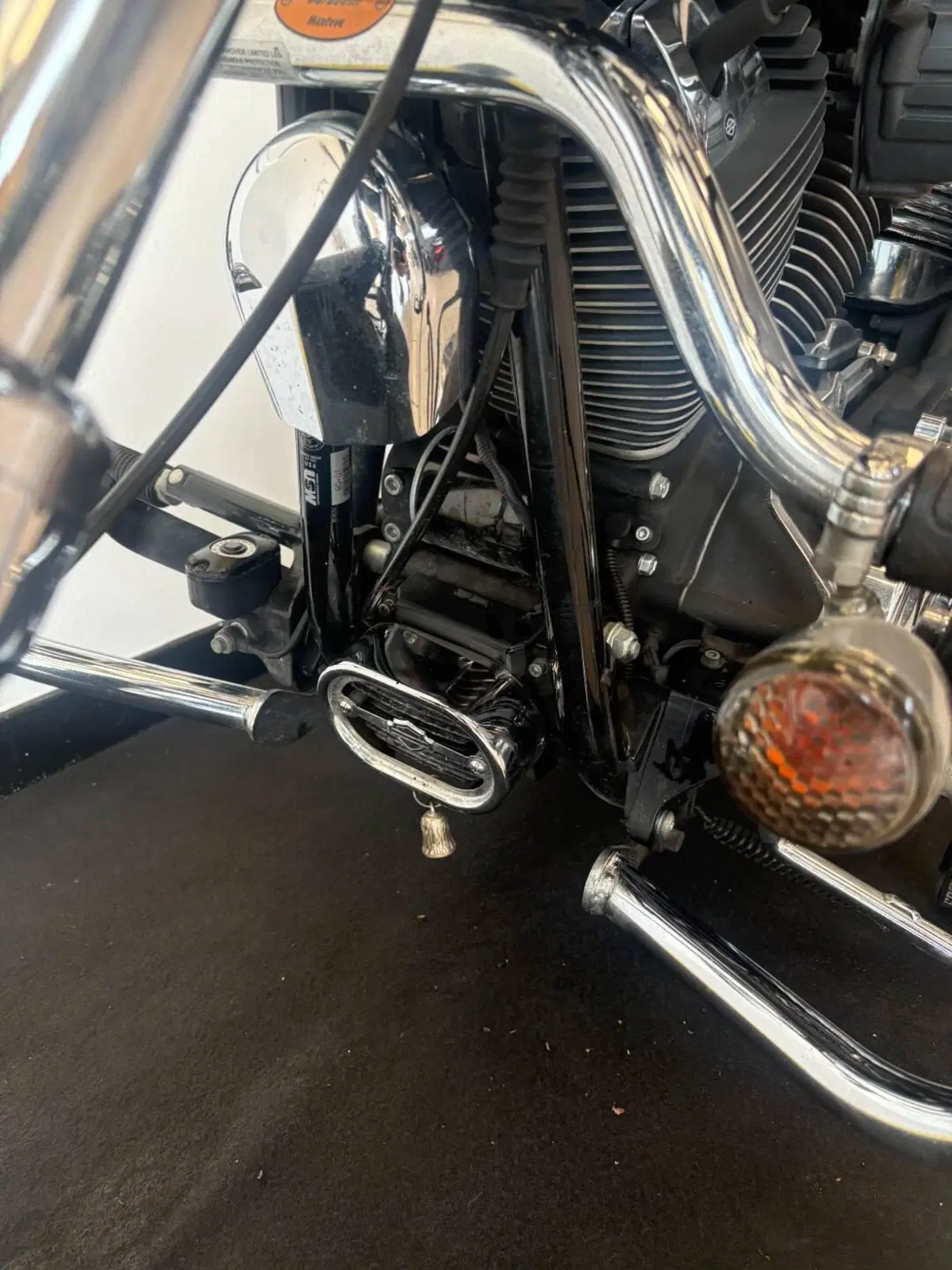 Harley-Davidson 1584 Rocker C (2009 - 11) - FXCWC (5)