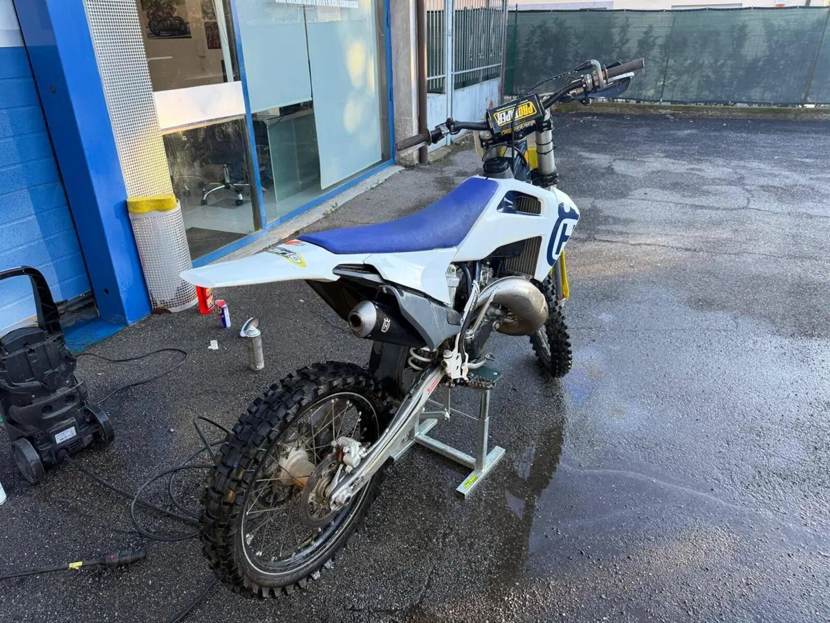 Husqvarna TC 125 (2019) (2)