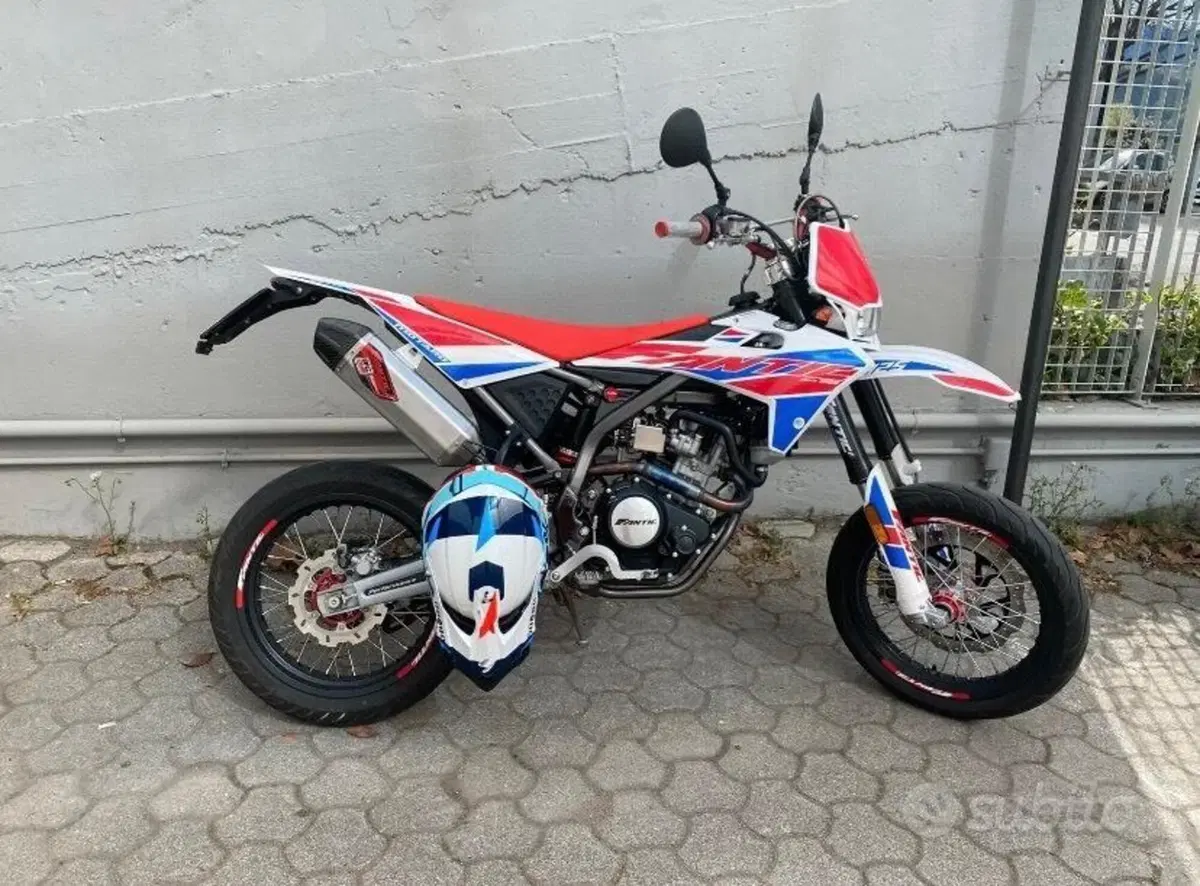 Fantic Motor Motard 125 Casa 4t (2019) (2)