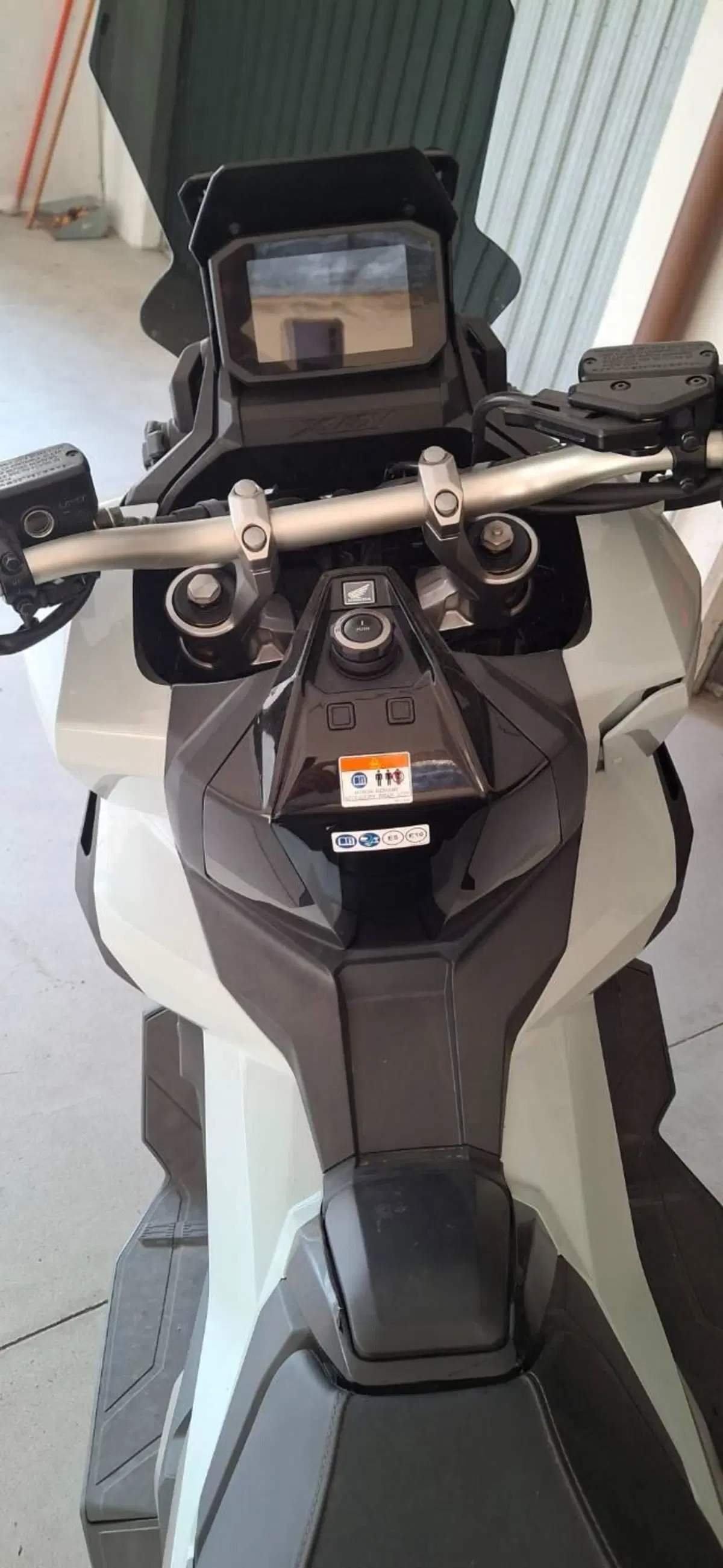 Honda X-ADV 750 DCT (2021 - 24) (9)
