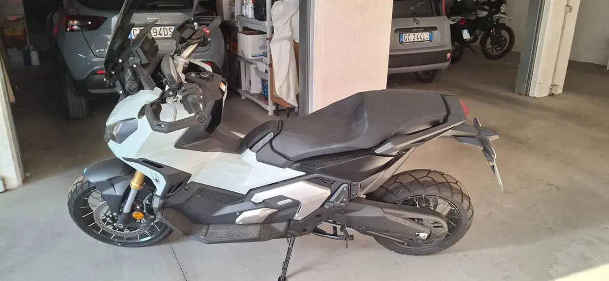 Honda X-ADV 750 DCT (2021 - 24) (11)
