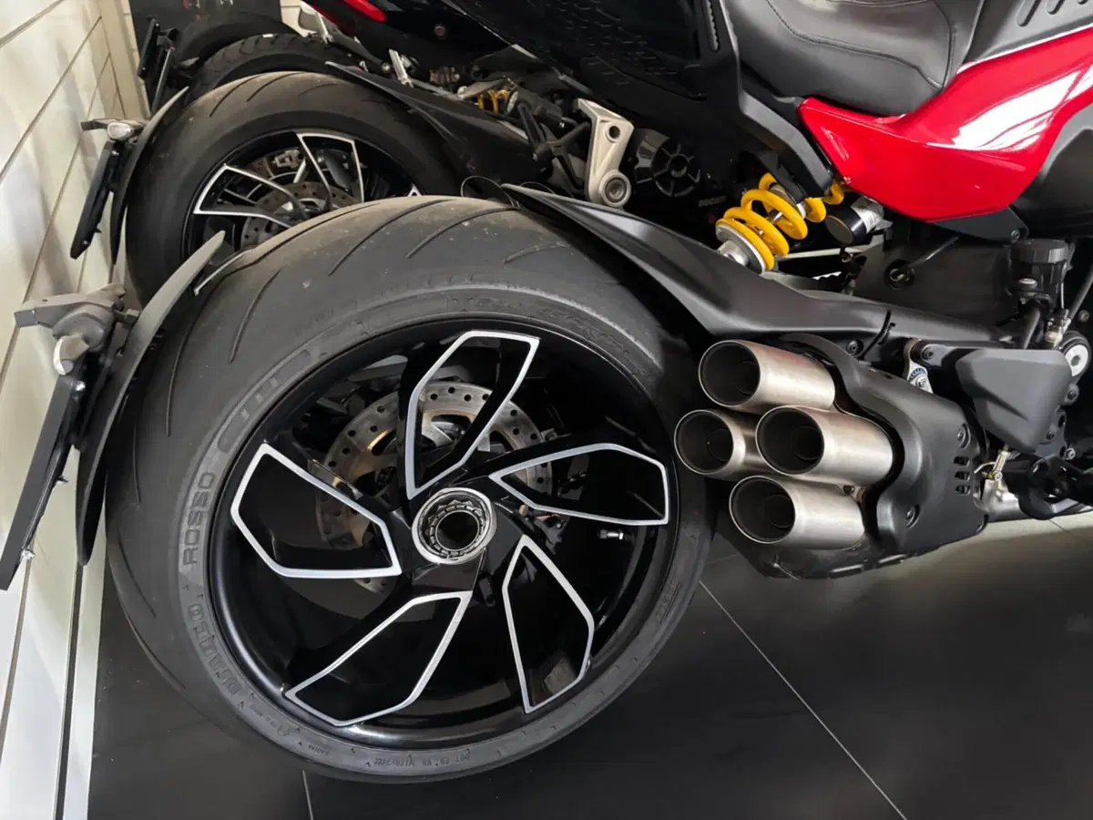 Ducati Diavel V4 (2023 - 26) (7)