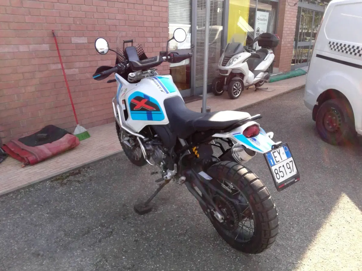 Ducati DesertX (2022 - 25) (3)