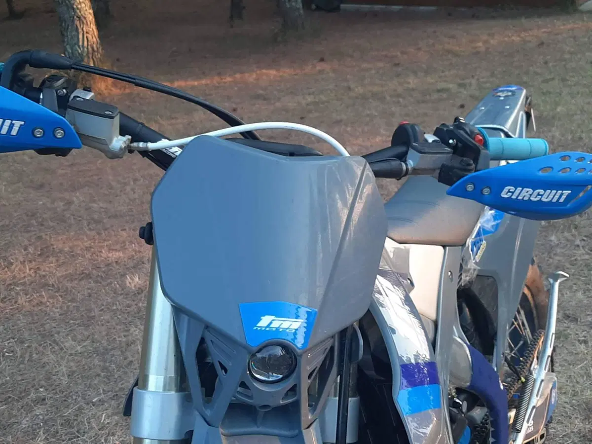Tm Moto EN 300 Fi ES 2T (2025) (11)