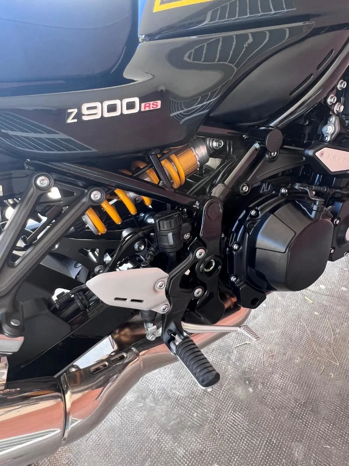 Kawasaki Z 900 RS SE (2022 - 25) (5)