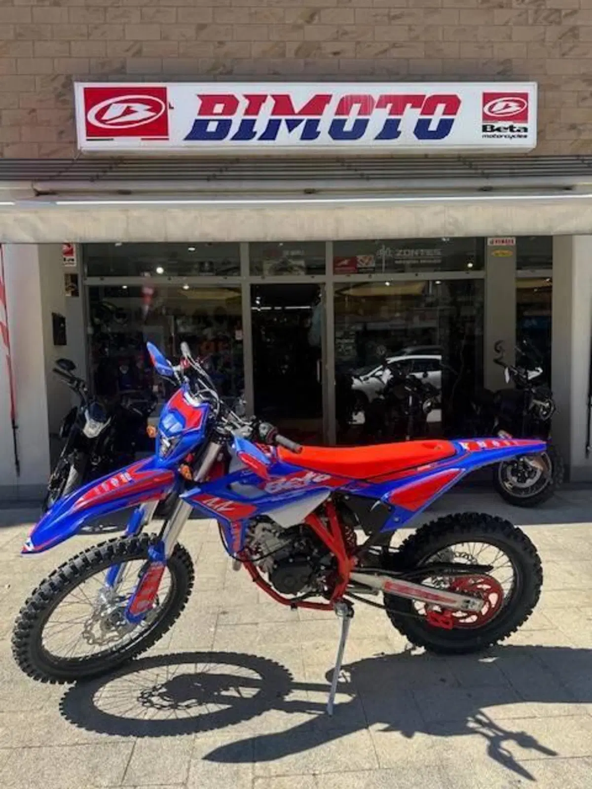 Betamotor RR 125 4T Enduro R (2024 - 26) (4)