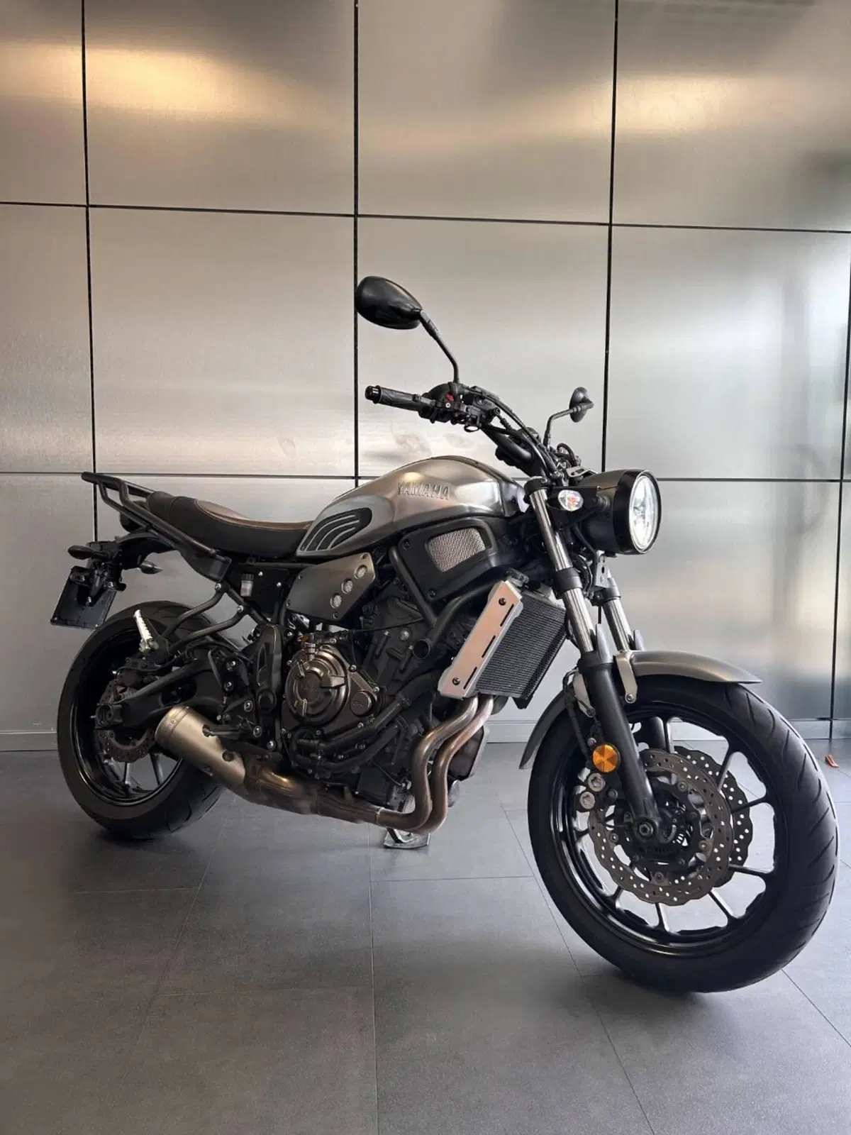 Yamaha XSR 700 ABS (2016 - 20) (2)