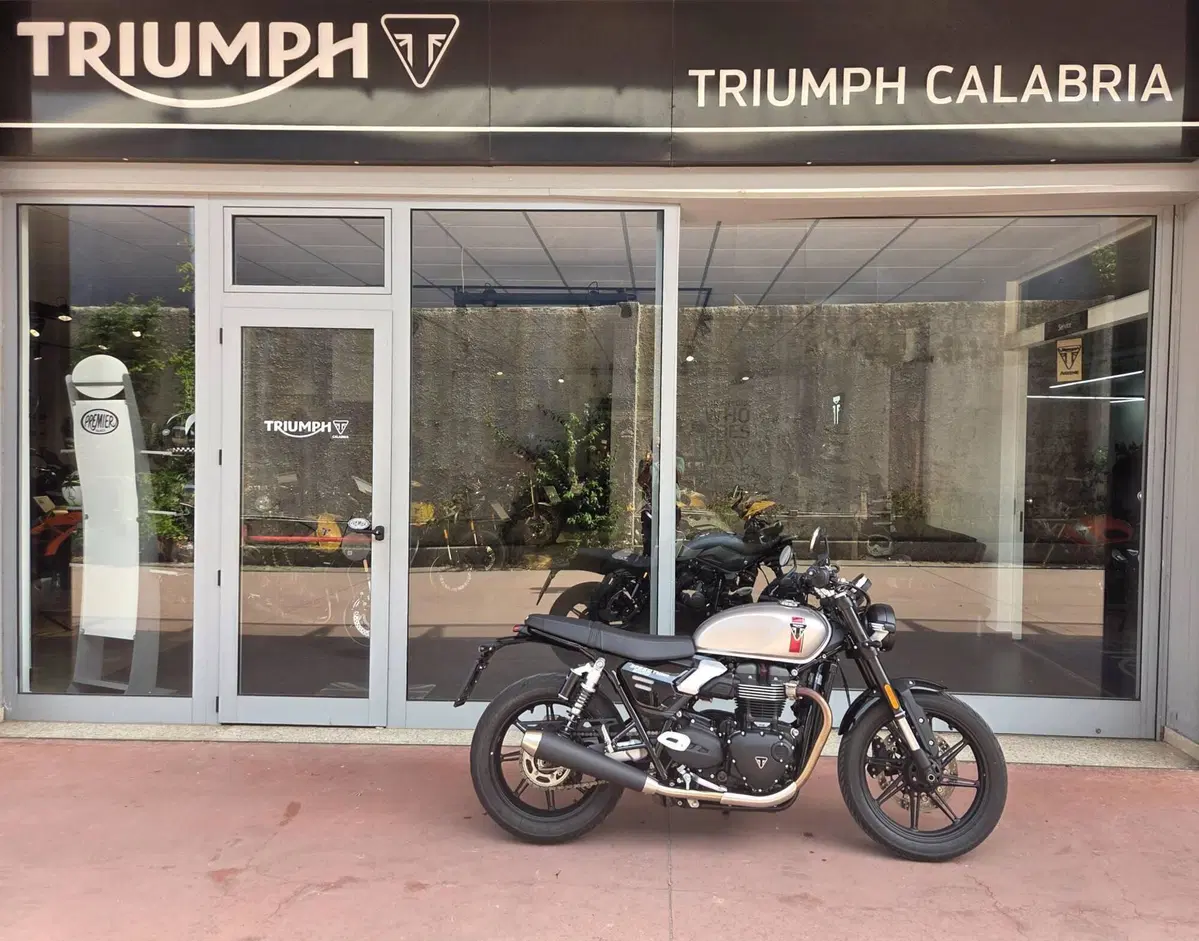 Triumph Speed Twin 900 (2025 - 26) (3)