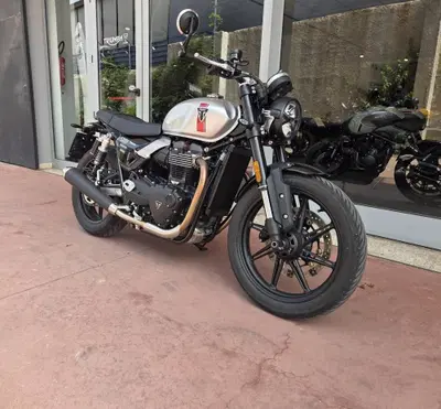Triumph Speed Twin 900 (2025 - 26) usata