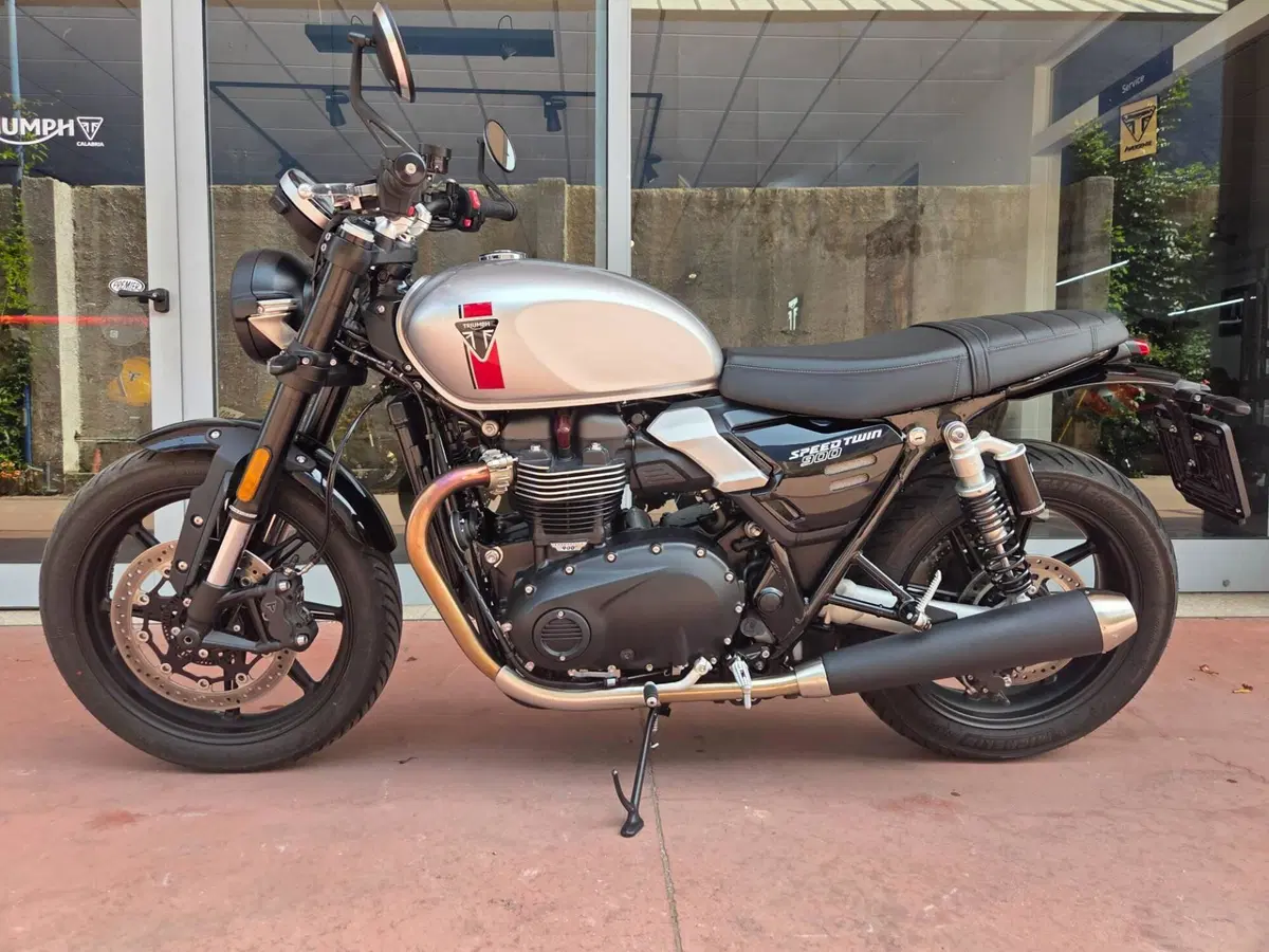Triumph Speed Twin 900 (2025 - 26) (6)