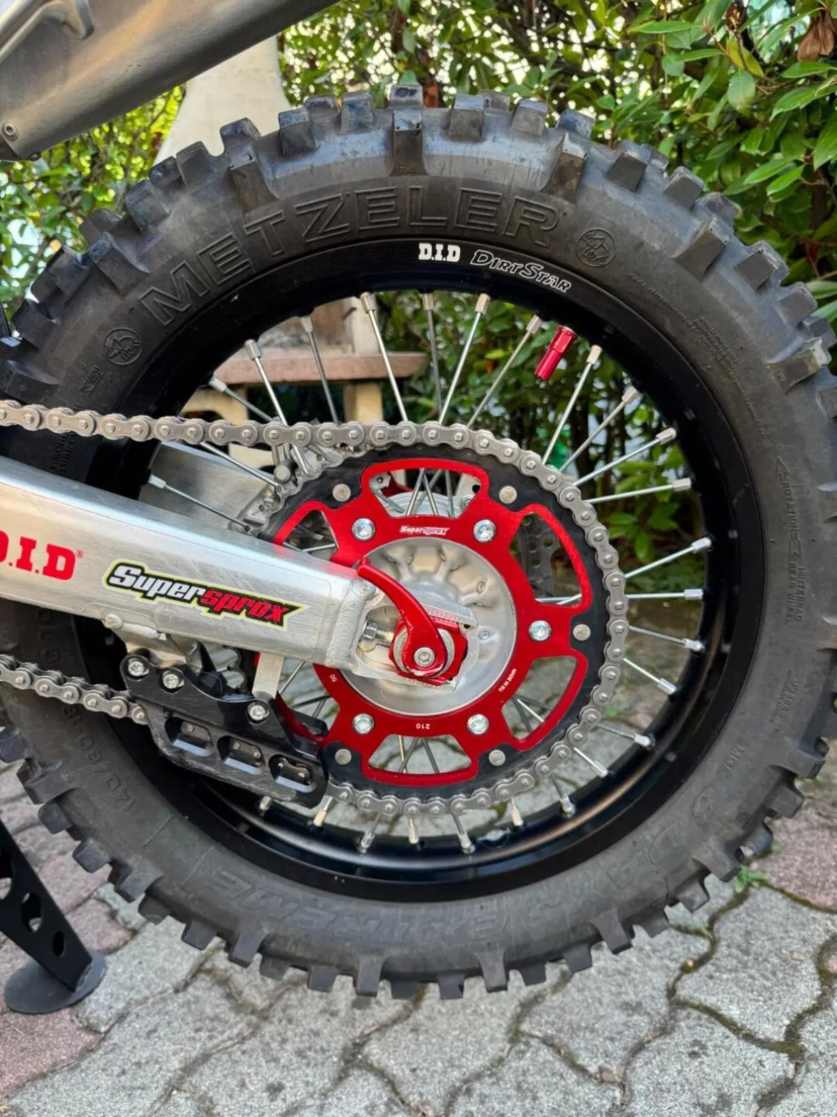 Honda CRF 250RX Enduro (2023) (9)