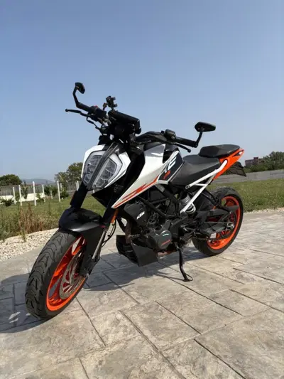 KTM 125 Duke (2021 - 23) usata