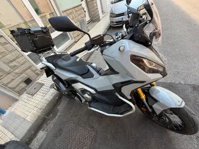 Honda X-ADV 750 DCT Adventure (2021 - 24) usata