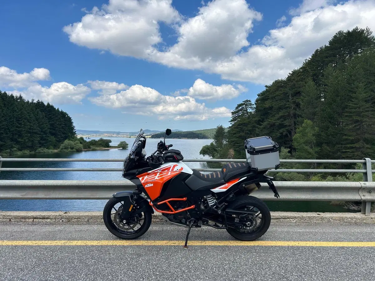 KTM 1290 Super Adventure S (2017 - 20)
