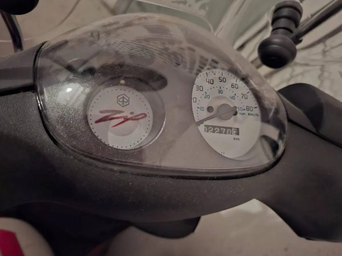 Piaggio Zip 50 4T (2018 - 20) (6)