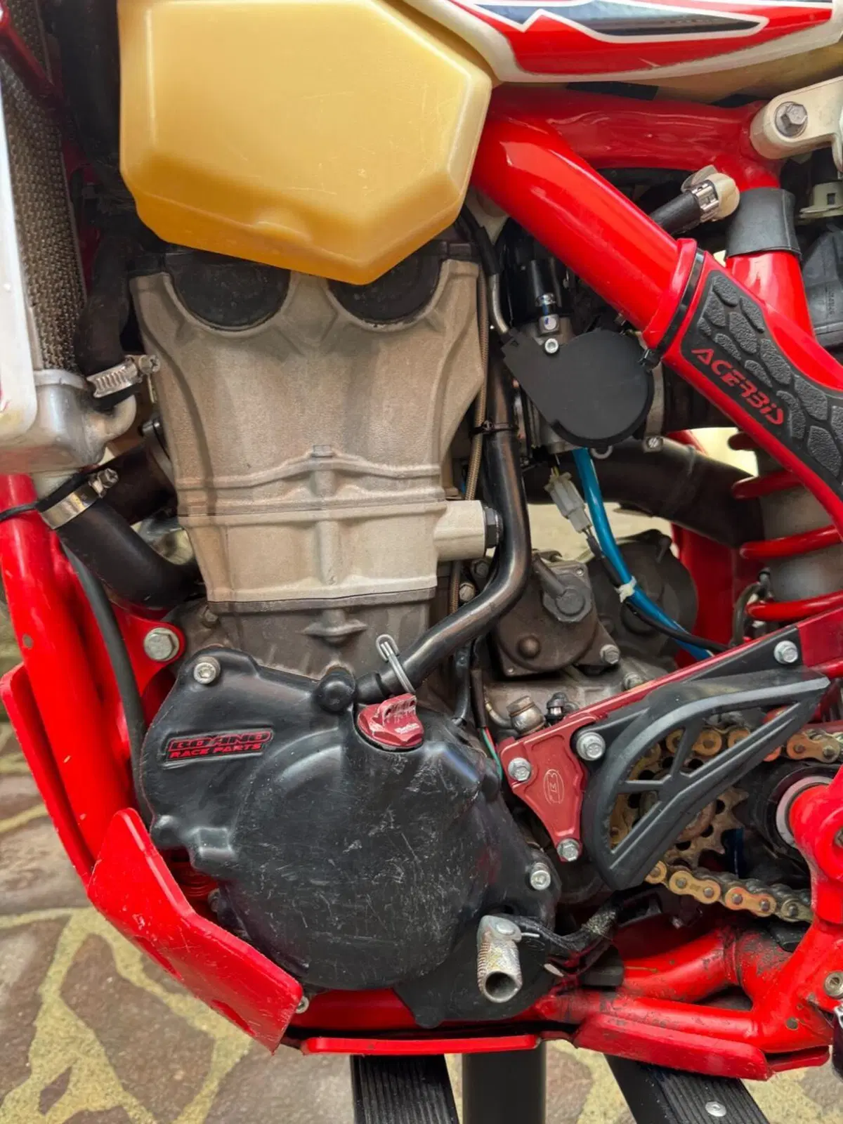 Betamotor RR 350 4T Enduro Racing EFI (2017) (10)