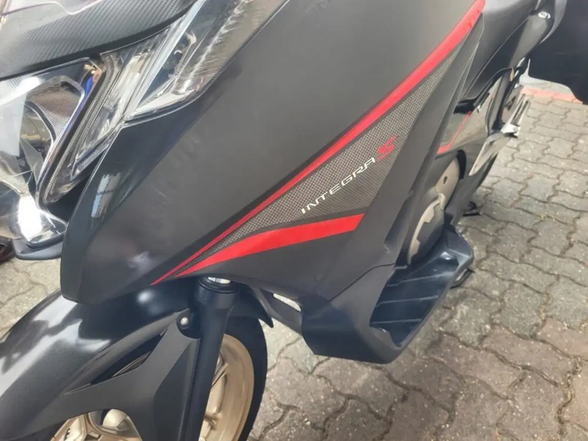 Honda Integra 750 DCT ABS (2014 - 15) (5)