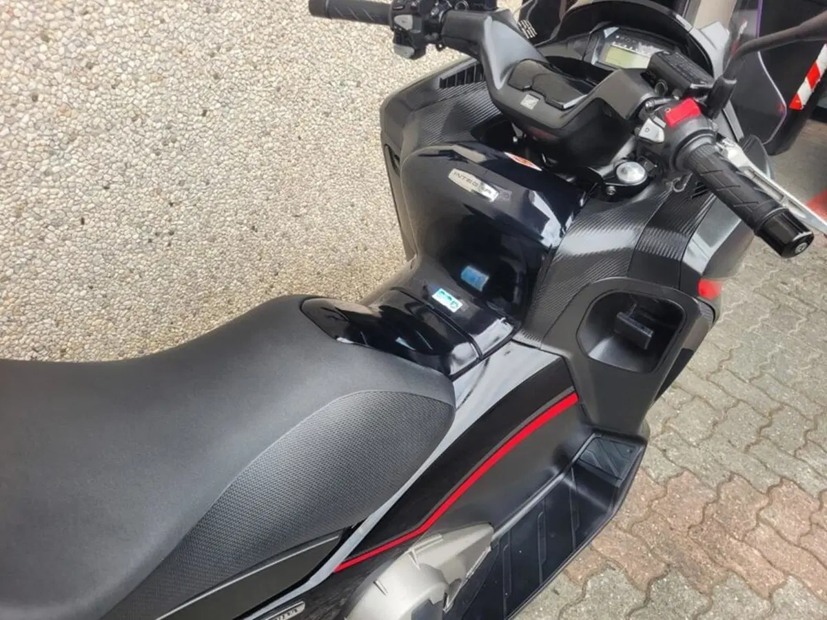 Honda Integra 750 DCT ABS (2014 - 15) (8)
