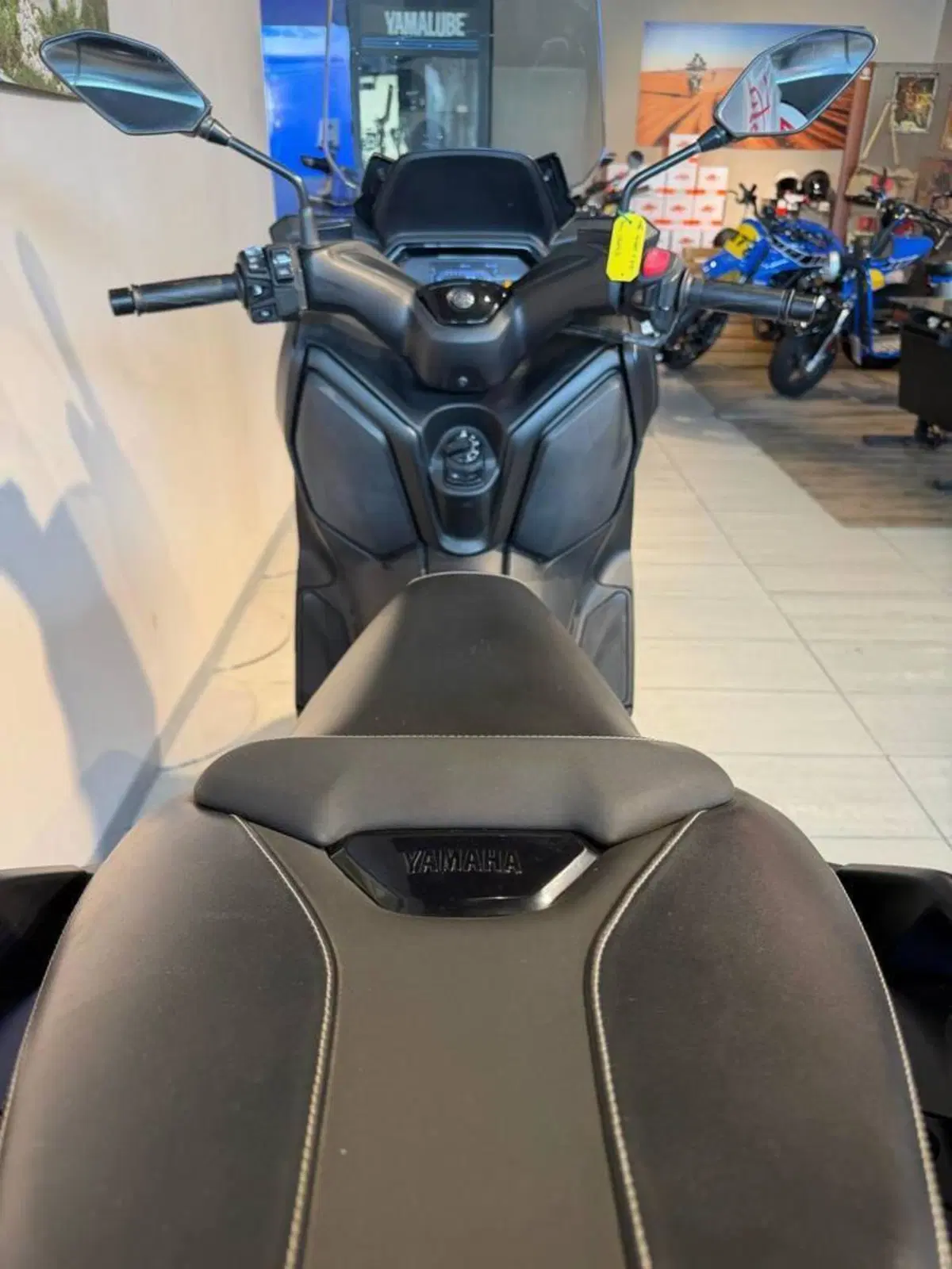 Yamaha X-Max 300 (2021 - 24) (3)