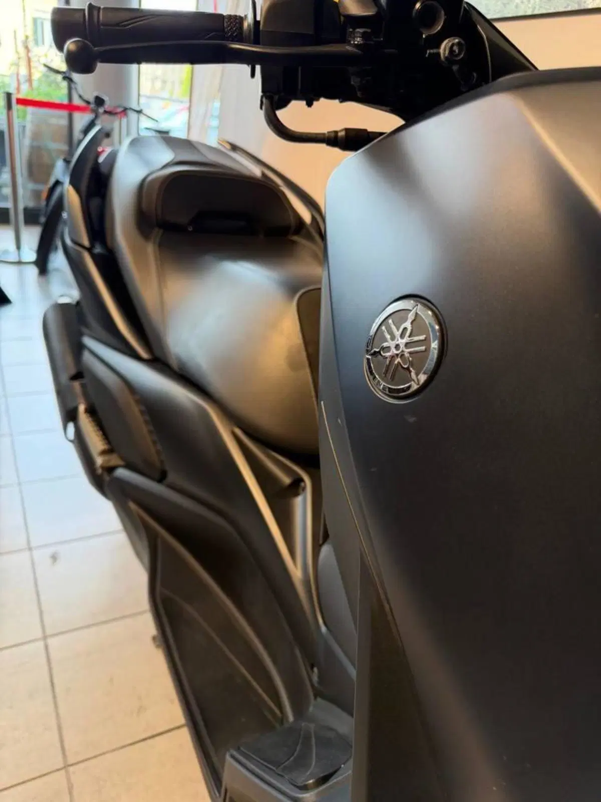Yamaha X-Max 300 (2021 - 24) (5)