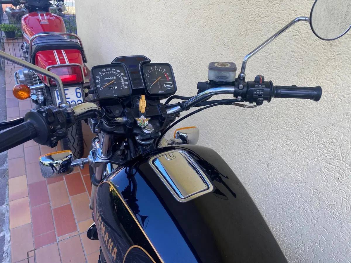 Yamaha XS 1100 (3)