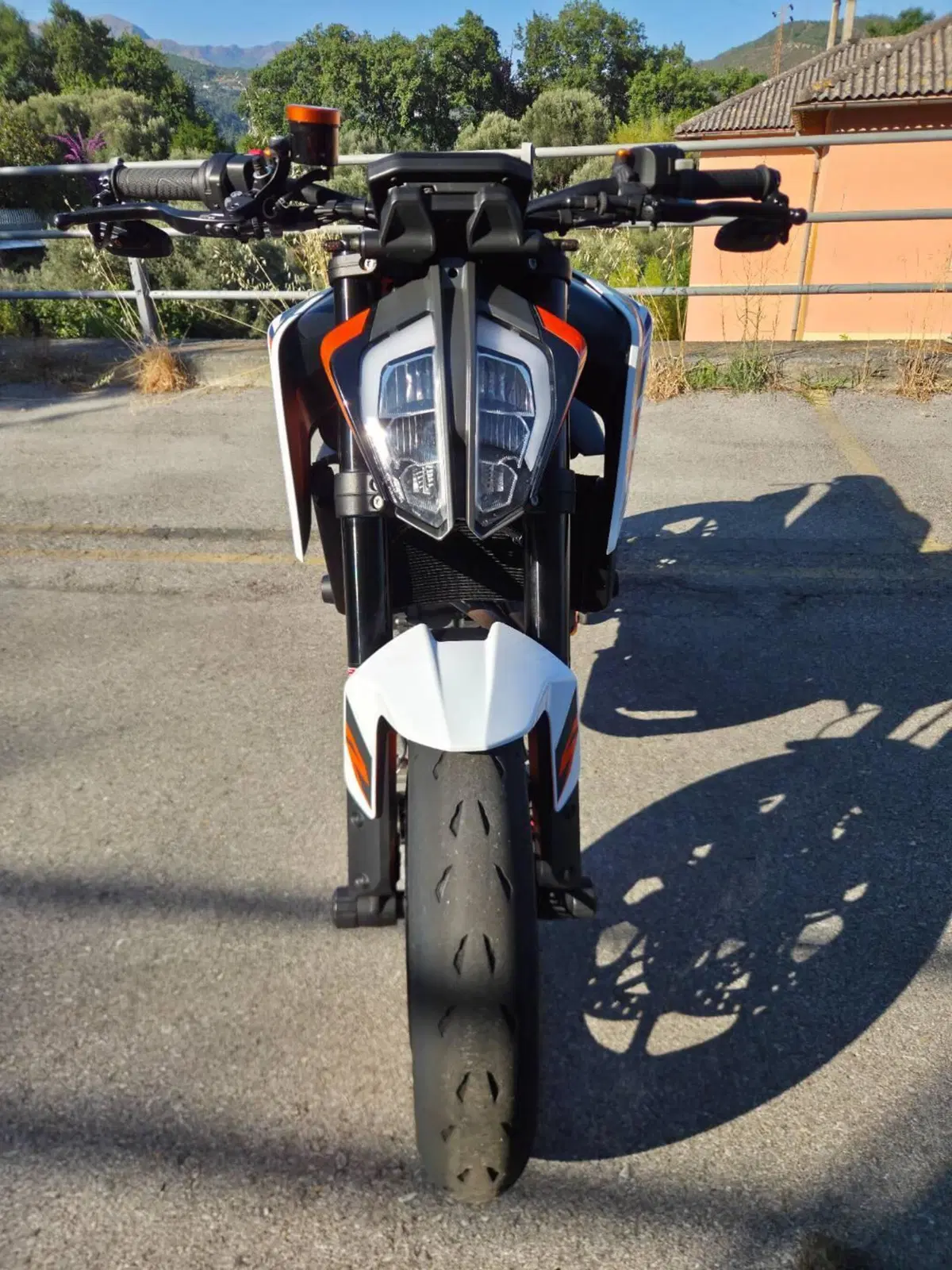 KTM 890 Duke R (2021) (7)