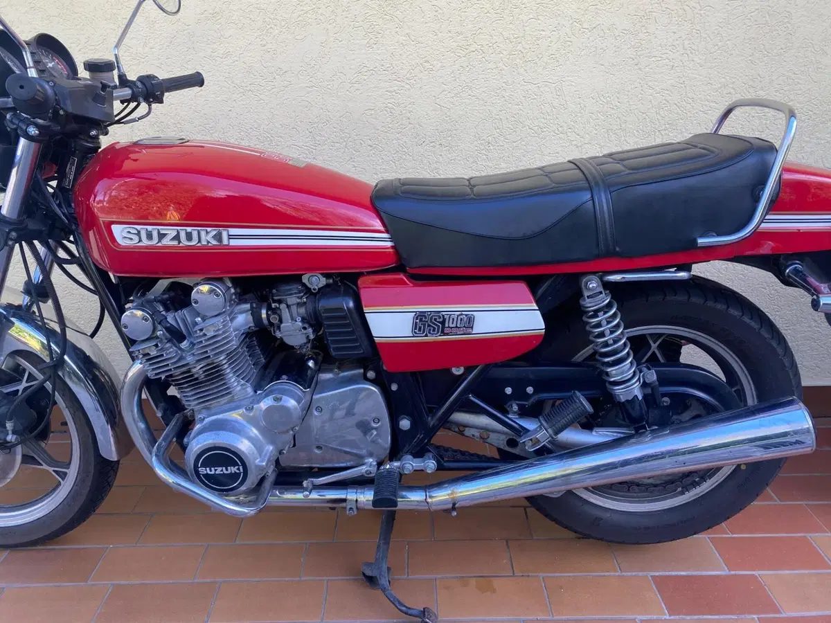 Suzuki GS 1000 (2)