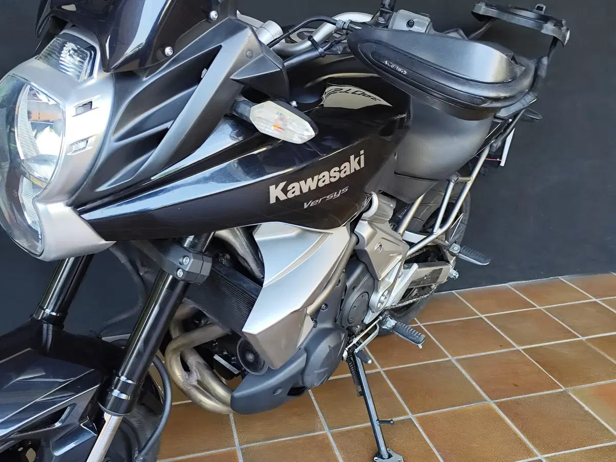 Kawasaki Versys 650 (2010 - 13) (8)