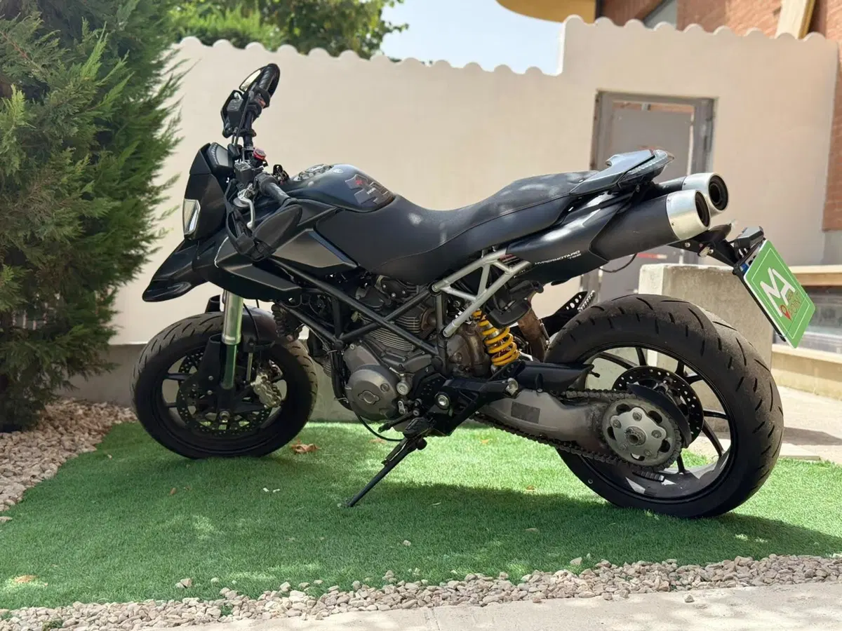 Ducati Hypermotard 796 (2012) (8)