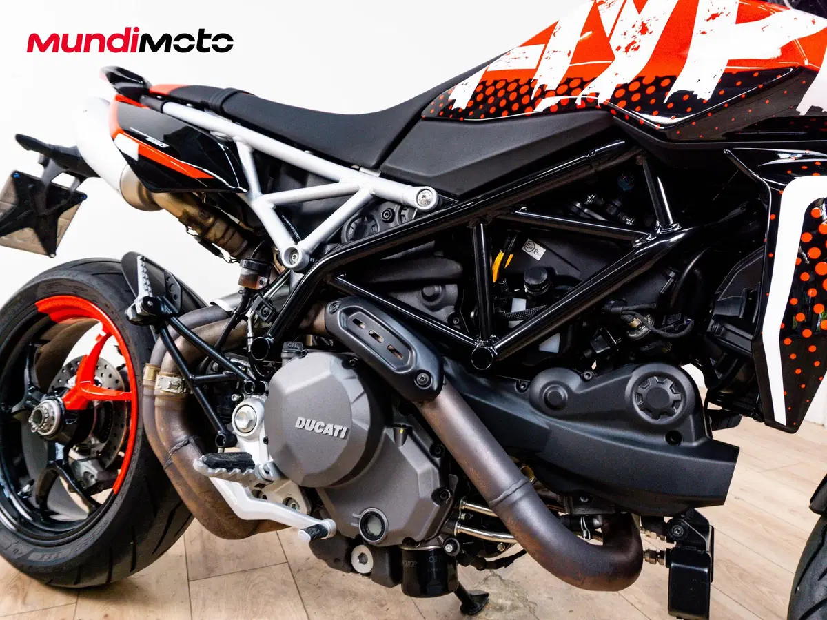 Ducati Hypermotard 950 RVE (2020) (5)