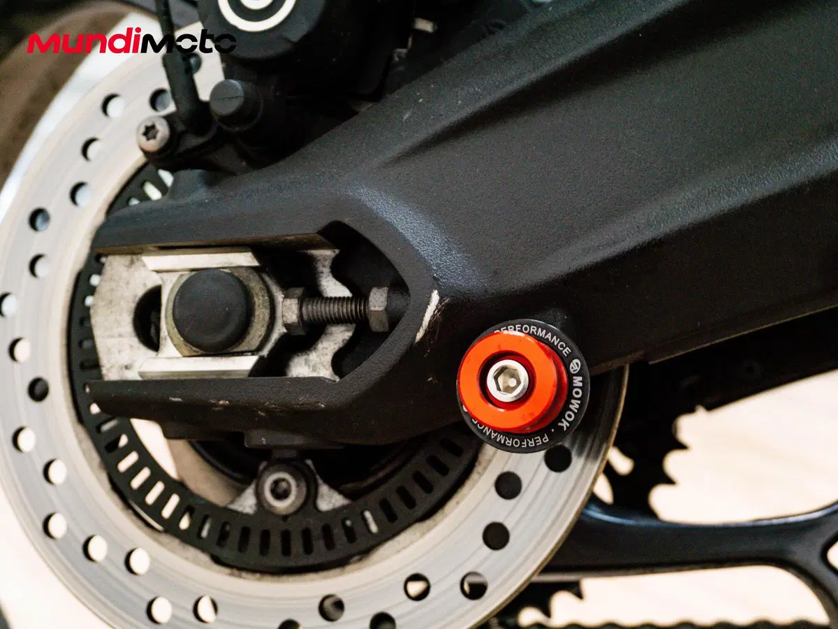 Triumph Street Triple S (2020 - 23) (14)