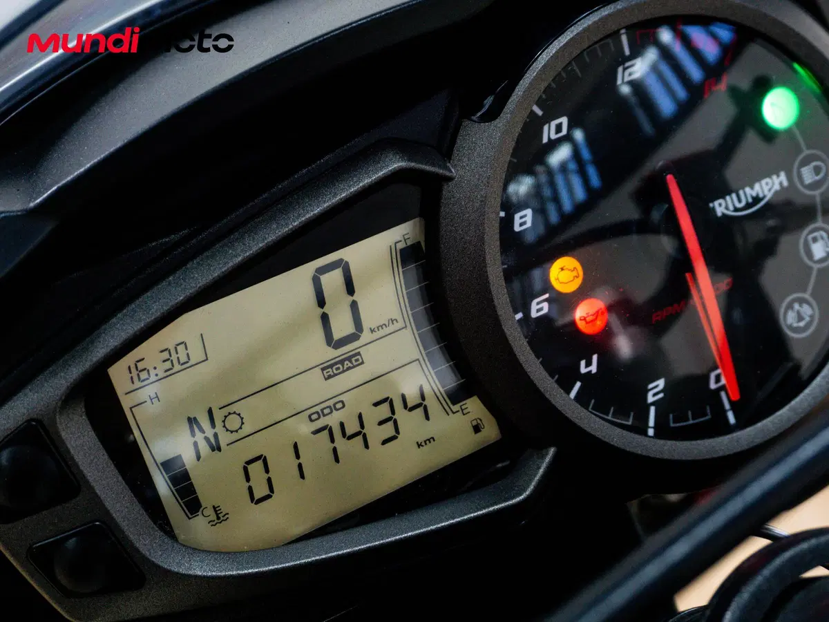 Triumph Street Triple S (2020 - 23) (12)