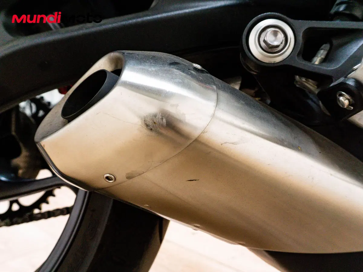 Triumph Street Triple S (2020 - 23) (15)