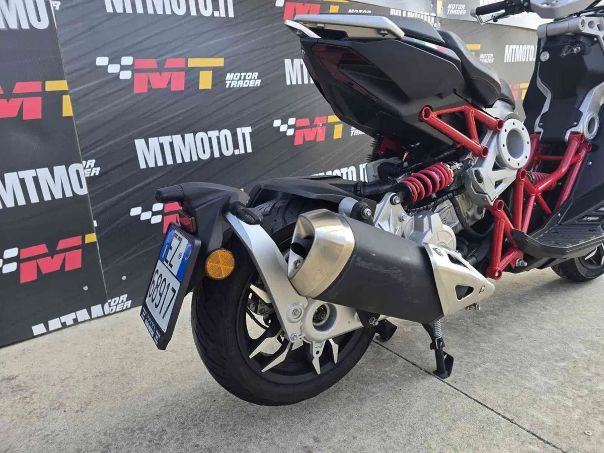Italjet Moto Dragster 200 (2022 - 24) (6)