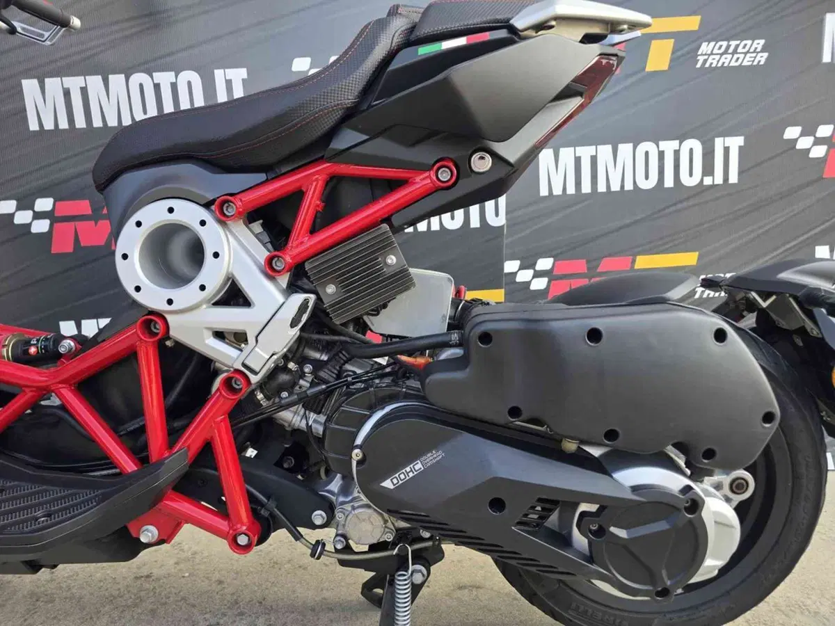 Italjet Moto Dragster 200 (2022 - 24) (7)