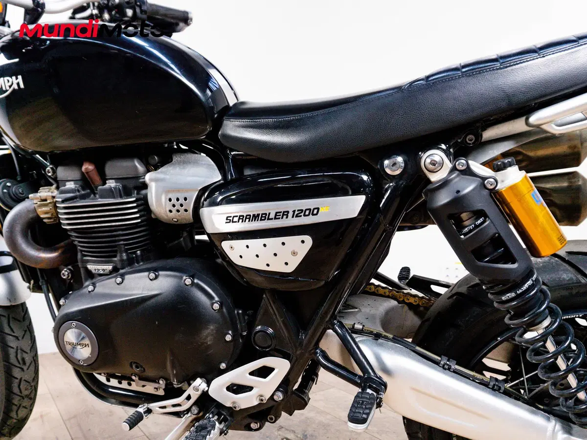 Triumph Scrambler 1200 XE Gold Line Edition (2021 - 22) (10)