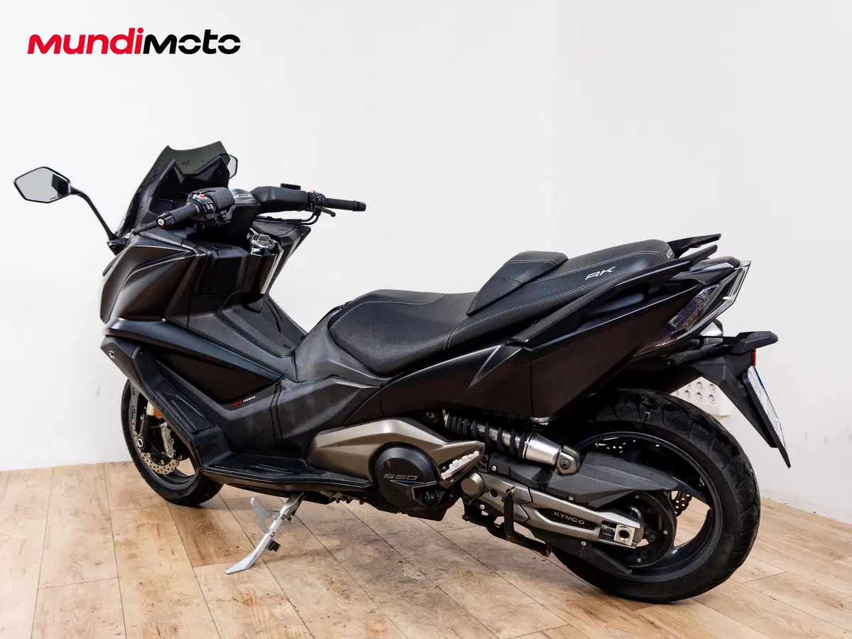 Kymco AK 550 ETS (2021 - 26) (7)