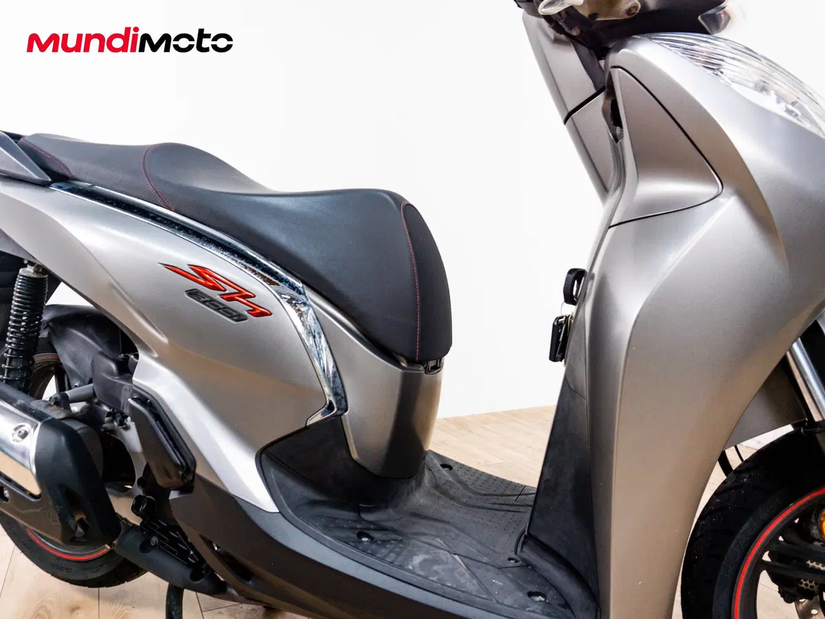 Honda SH 300 i ABS (2011 - 13) (5)