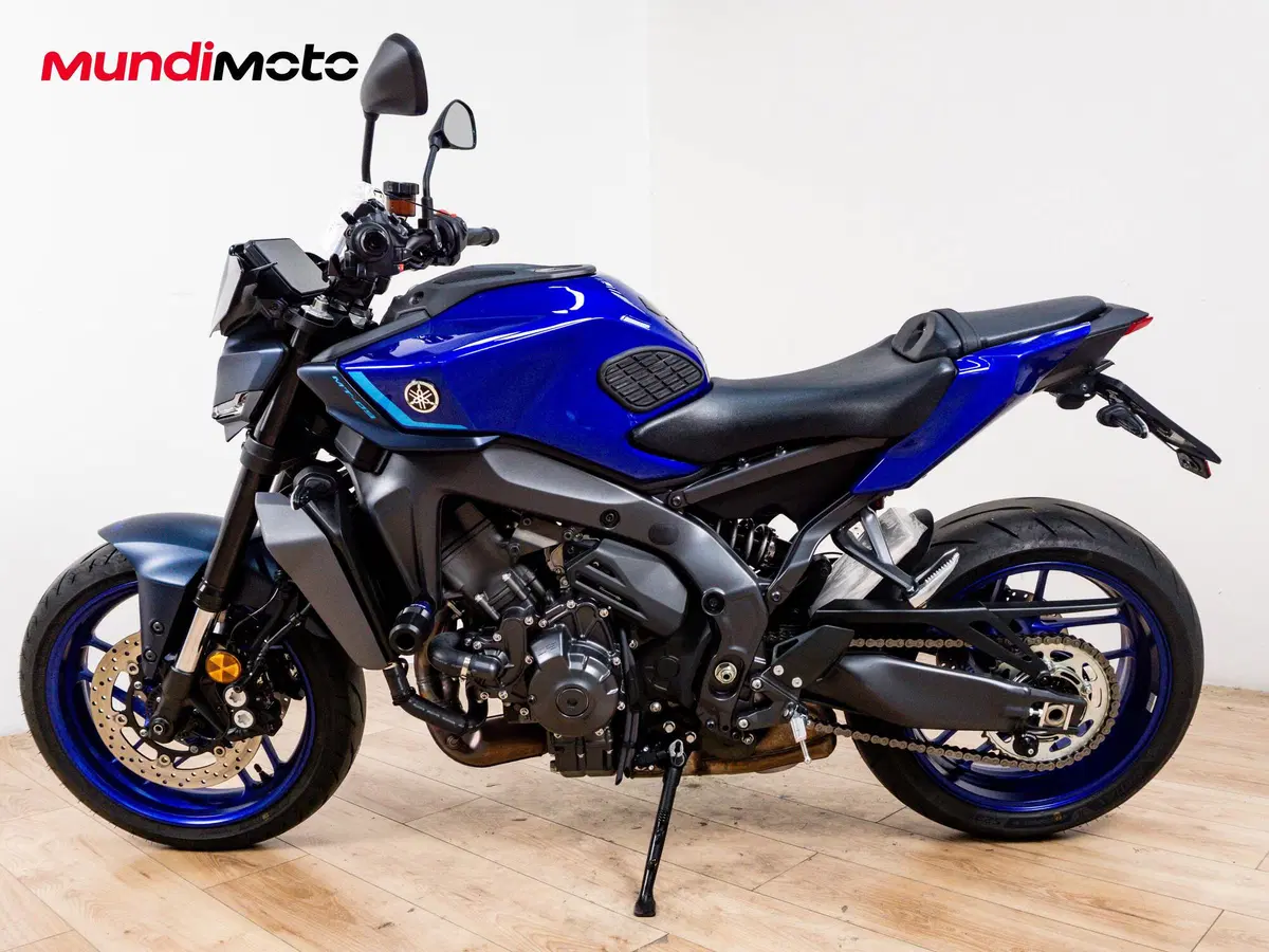 Yamaha MT-09 Y-AMT (2024 - 26) (8)
