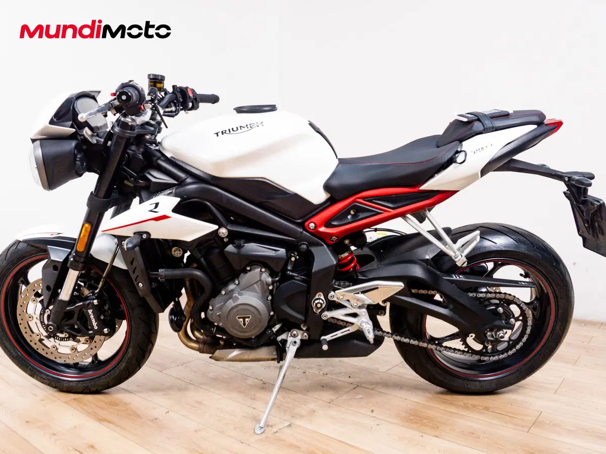 Triumph Street Triple 765 R (2023 - 26) (6)