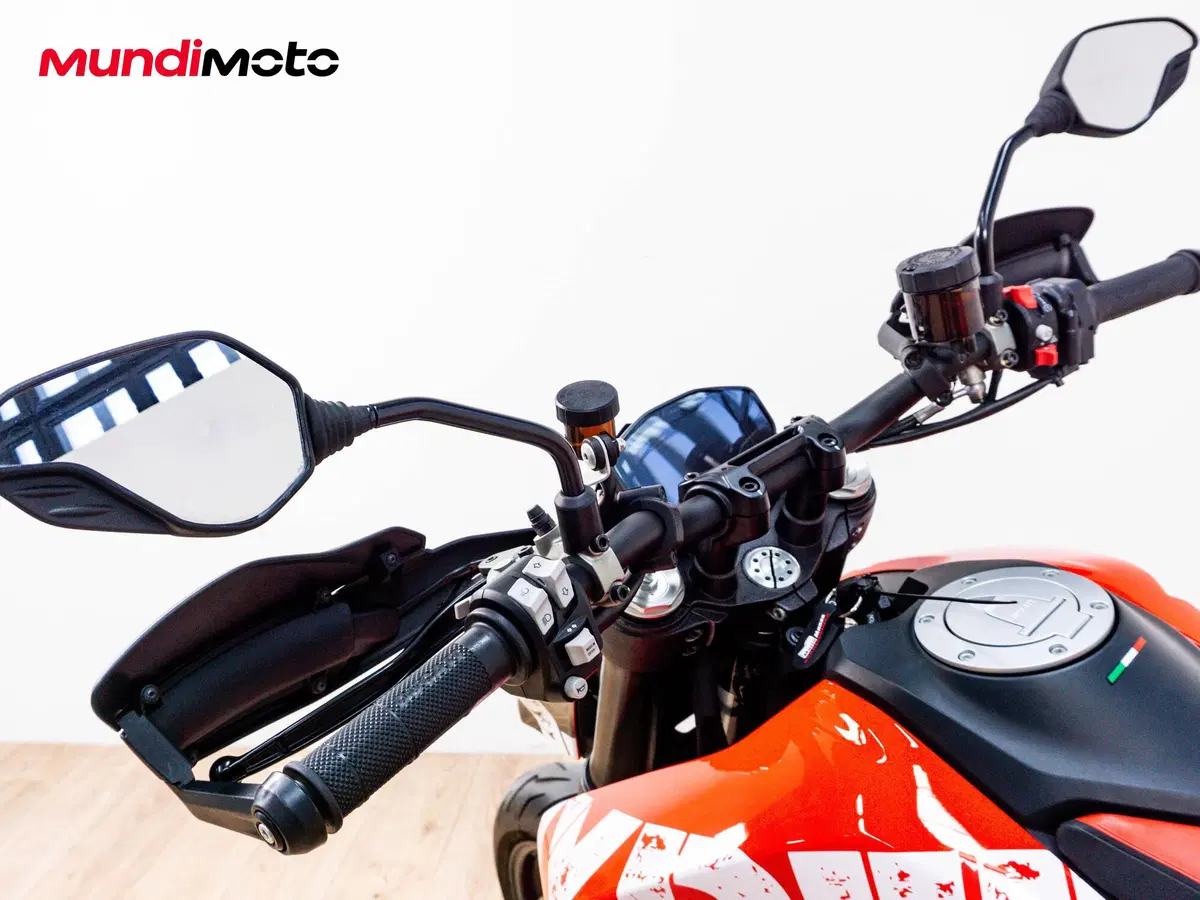 Ducati Hypermotard 950 RVE (2020) (11)
